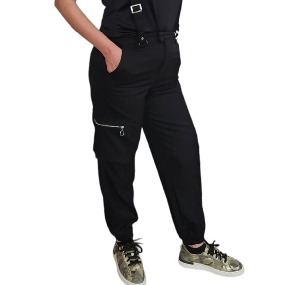 Hot Topic Black Strap Suspender Ultra Hi-Rise Jogger Pants - Picture 5 of 14